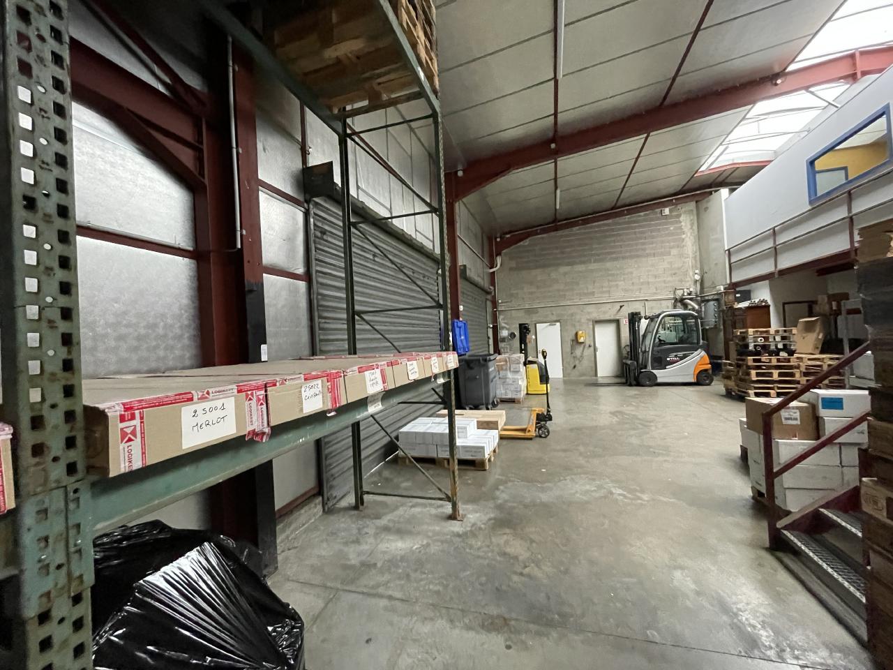 Local d'activité Geispolsheim 200m² Location local d'activité Geispolsheim Bas-Rhin OLACT2207835 1